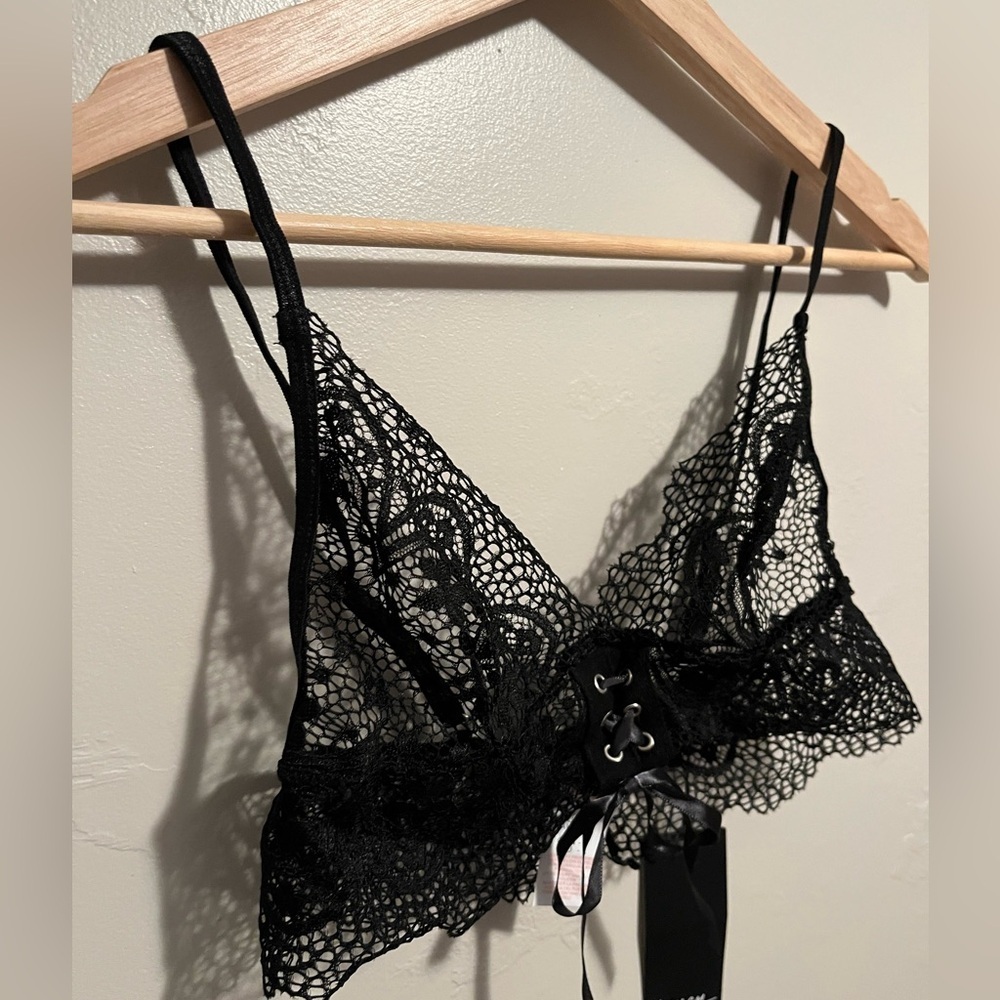Nasty Gal Lace Up Detail Longline Bralette NWT - Picture 4 of 10